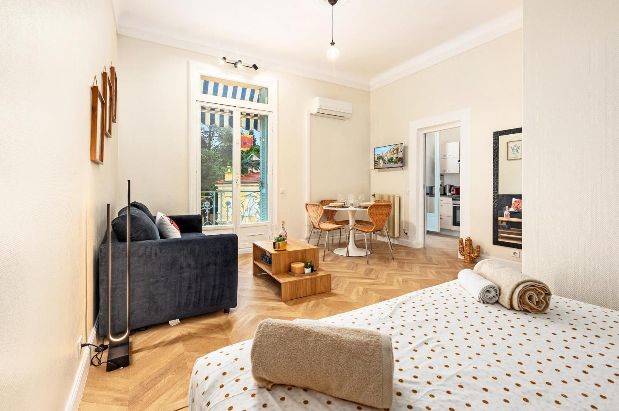 Ferienwohnung Mont Fleuri- Somptueux 2 Pieces - Parking - Menton Exterior foto